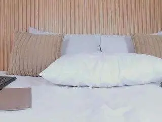 Yalezka  live sex cam