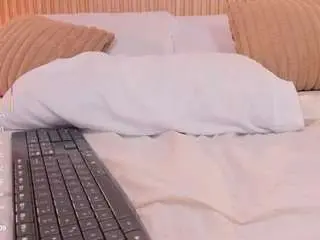 Yalezka  live sex cam