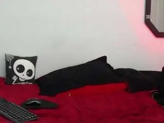 Amyaloqua  live sex cam