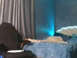 Delicateorchid  live sex cam