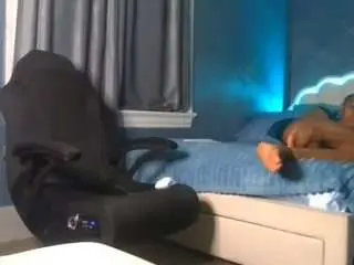 Delicateorchid  live sex cam