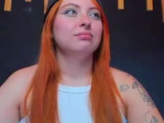 Izyzys-baker  live sex cam