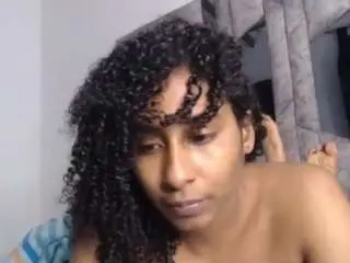 Yohatinelly  live sex cam