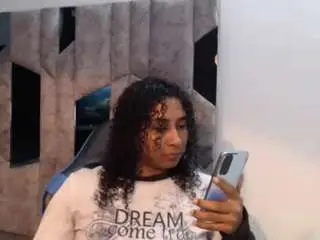 Yohatinelly  live sex cam