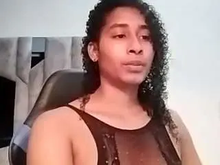 Yohatinelly  live sex cam