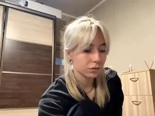 Makedamennecke  live sex cam