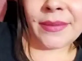 Preciosa22  live sex cam