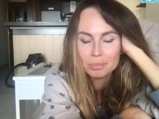 Roryjhey  live sex cam