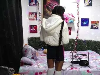 Thianaahorny  live sex cam