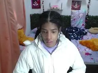 Thianaahorny  live sex cam