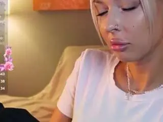 Alaskalane  live sex cam