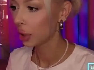 Alaskalane  live sex cam