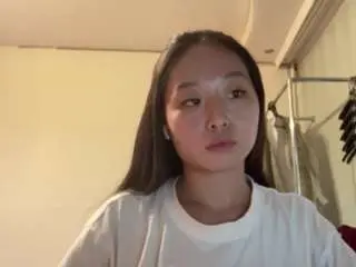 Aleasesilquero  live sex cam