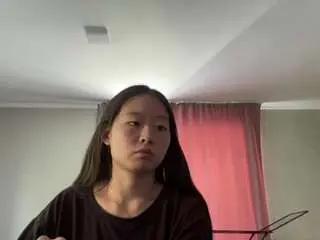 Aleasesilquero  live sex cam