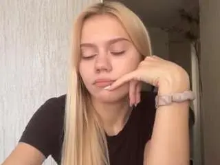 Alliebergum  live sex cam
