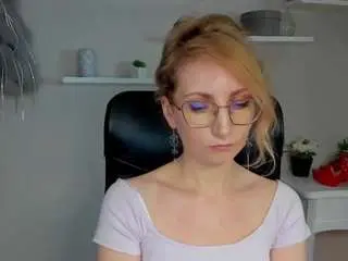 Cinderellamoon  live sex cam