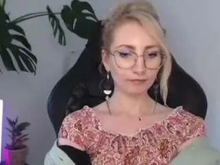 Cinderellamoon  live sex cam