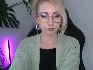 Cinderellamoon  live sex cam