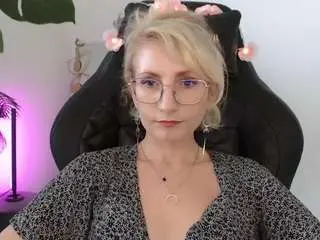 Cinderellamoon  live sex cam