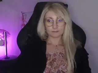 Cinderellamoon  live sex cam