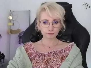 Cinderellamoon  live sex cam