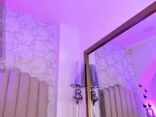 Foxy200  live sex cam