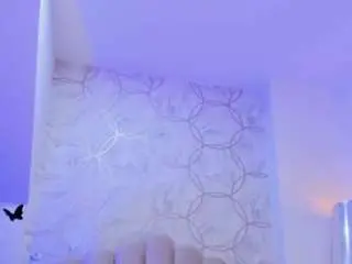 Foxy200  live sex cam