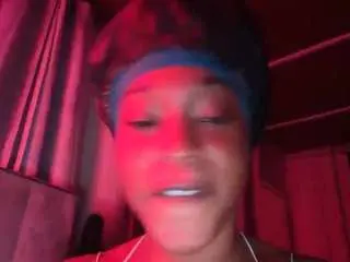 Iluvsaffire-bleu  live sex cam