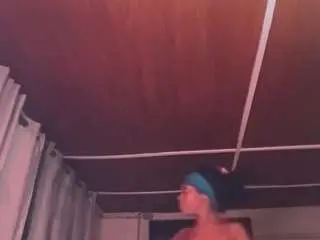 Iluvsaffire-bleu  live sex cam