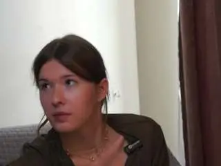 Linapulls  live sex cam