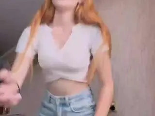 Myeshakello  live sex cam