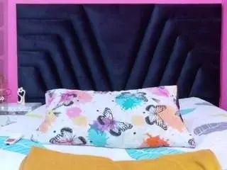 Thinprincesss  live sex cam