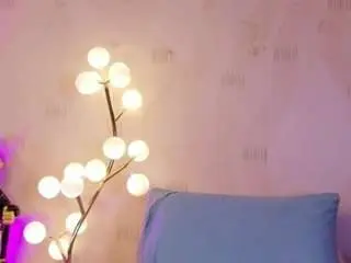 Thinprincesss  live sex cam
