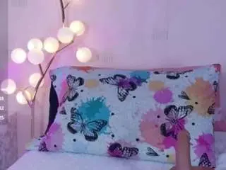 Thinprincesss  live sex cam