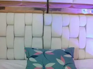 Thinprincesss  live sex cam