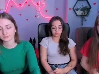 Eva-smiiith  live sex cam