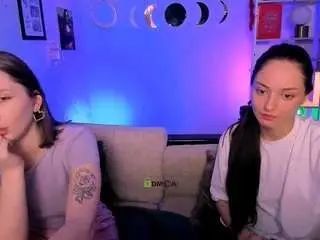 Eva-smiiith  live sex cam