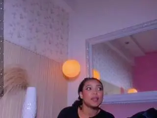 Loraine-rios  live sex cam