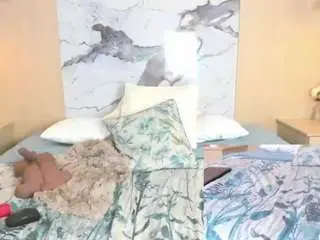 Loraine-rios  live sex cam