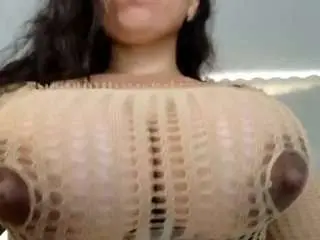 Melonsboobss  live sex cam