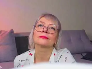 Mini-allice  live sex cam