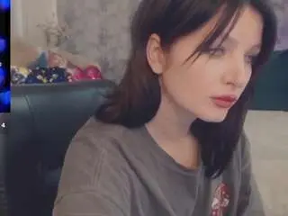 Britneybarker  live sex cam