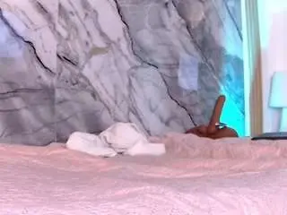 Ginebrass  live sex cam
