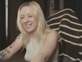 Moonlightpie  live sex cam
