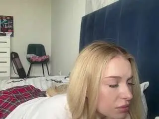 Santanaaveritte  live sex cam