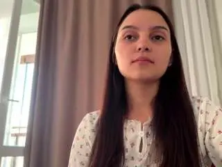 Suzettelairmore  live sex cam