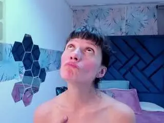 Valery-more  live sex cam