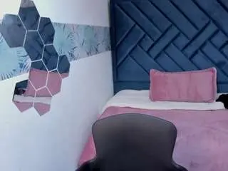 Valery-more  live sex cam