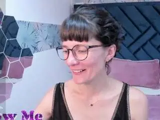 Valery-more  live sex cam