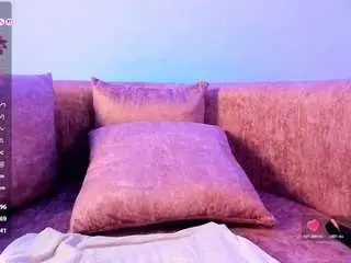 Daily-1  live sex cam